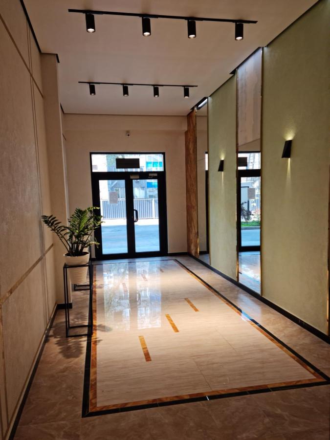 Апартаменты В Центре, В Новом Доме Almatý Exterior foto