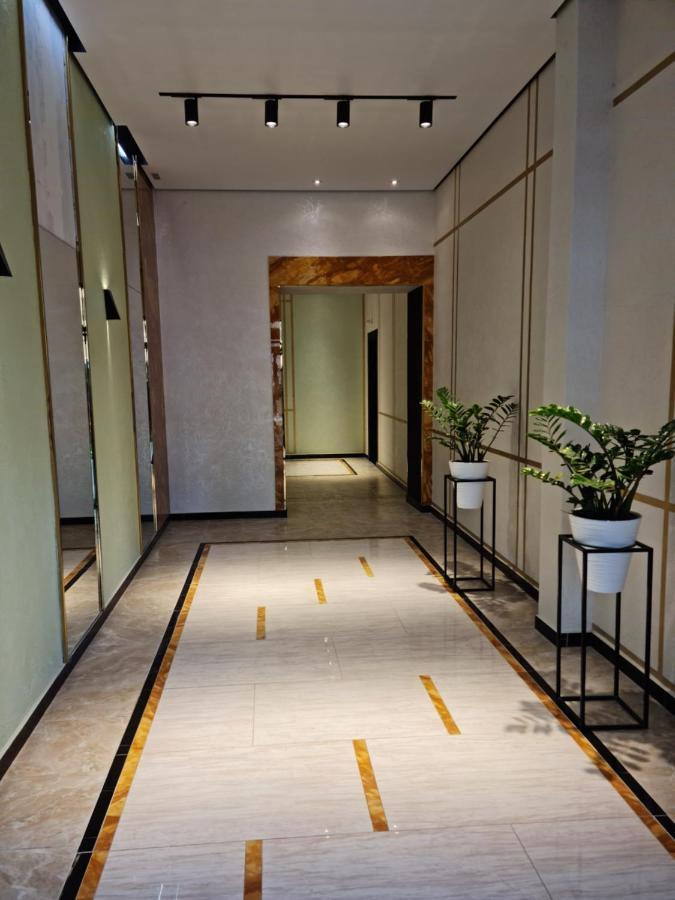 Апартаменты В Центре, В Новом Доме Almatý Exterior foto